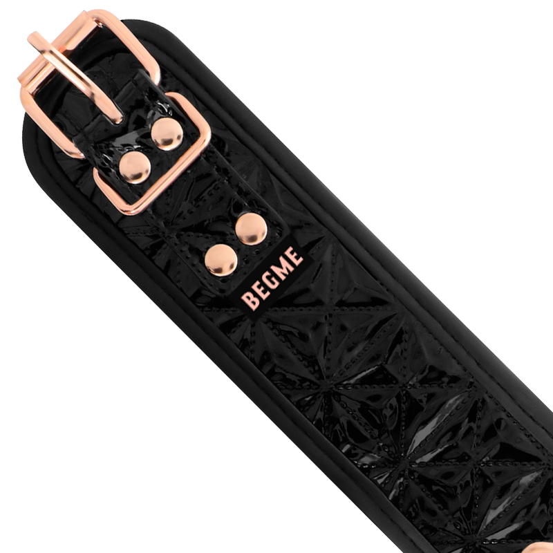 BEGME BLACK EDITION COLLAR CON CADENAS Y PINZAS PEZONES